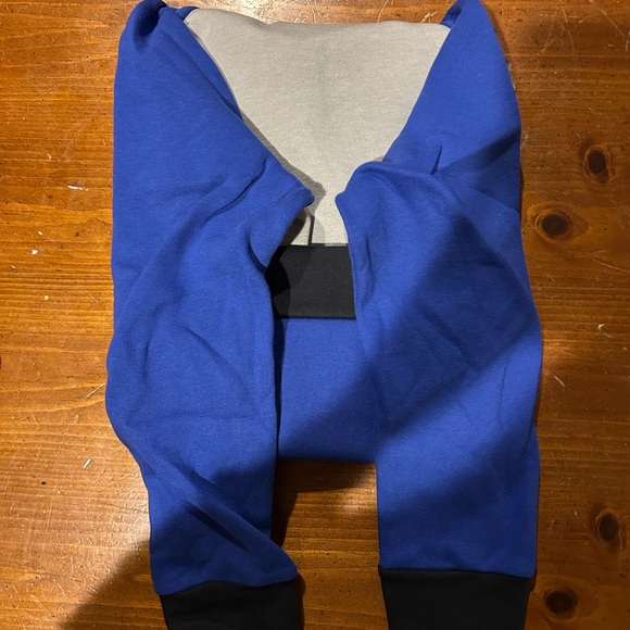 NWT tags under armour little boys sweatshirt - Picture 4 of 5